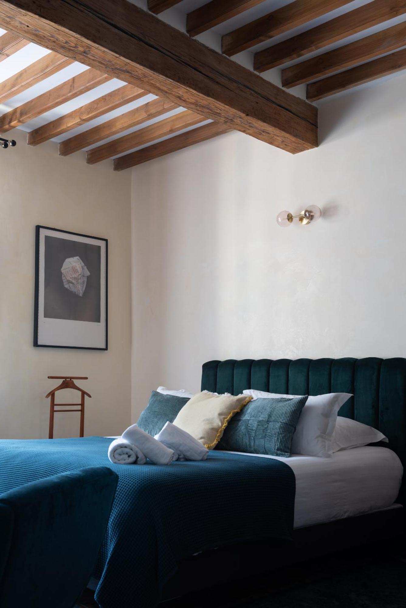 La Maison D'En Bas Des Seigneurs 屈屈龙 客房 照片