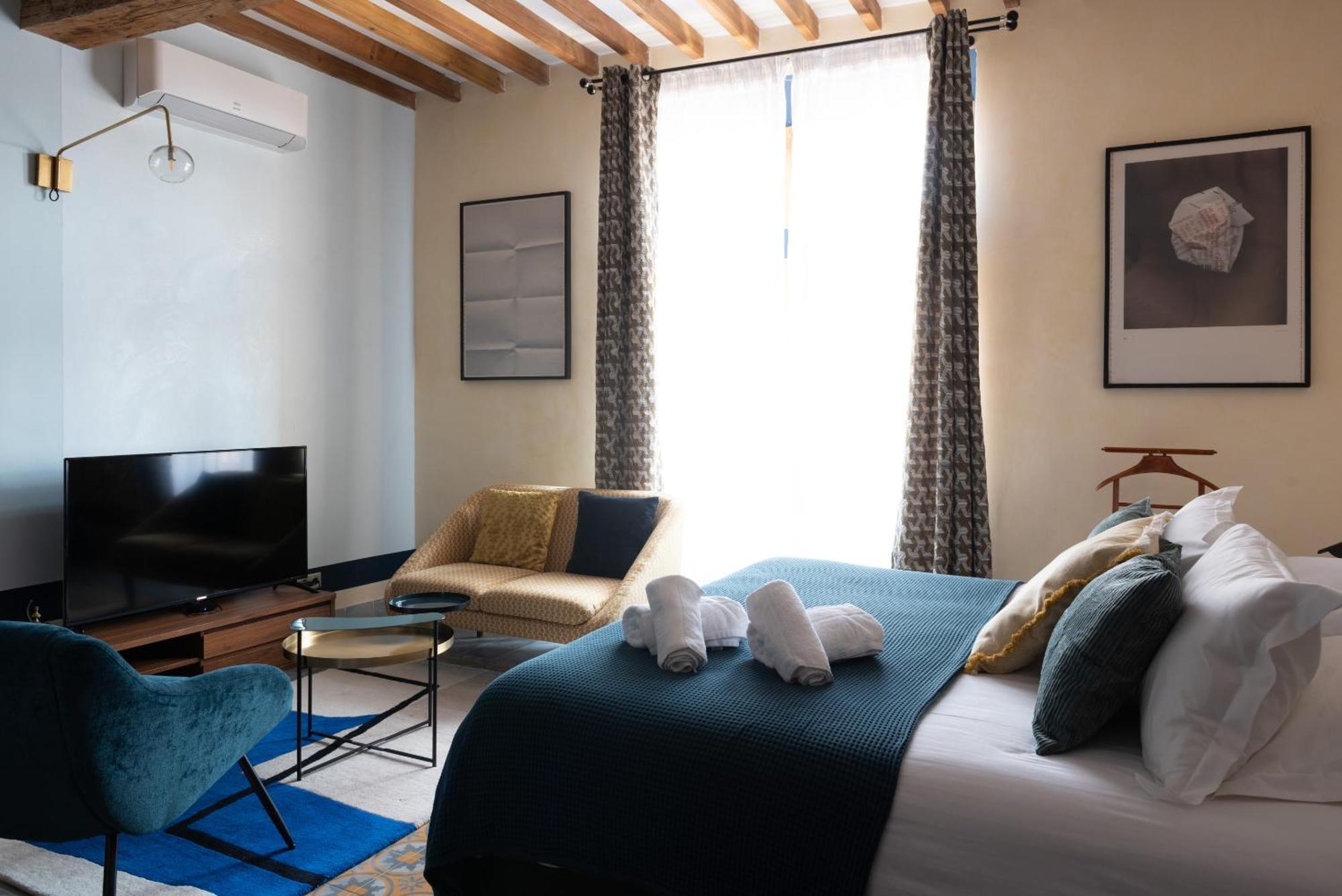 La Maison D'En Bas Des Seigneurs 屈屈龙 外观 照片