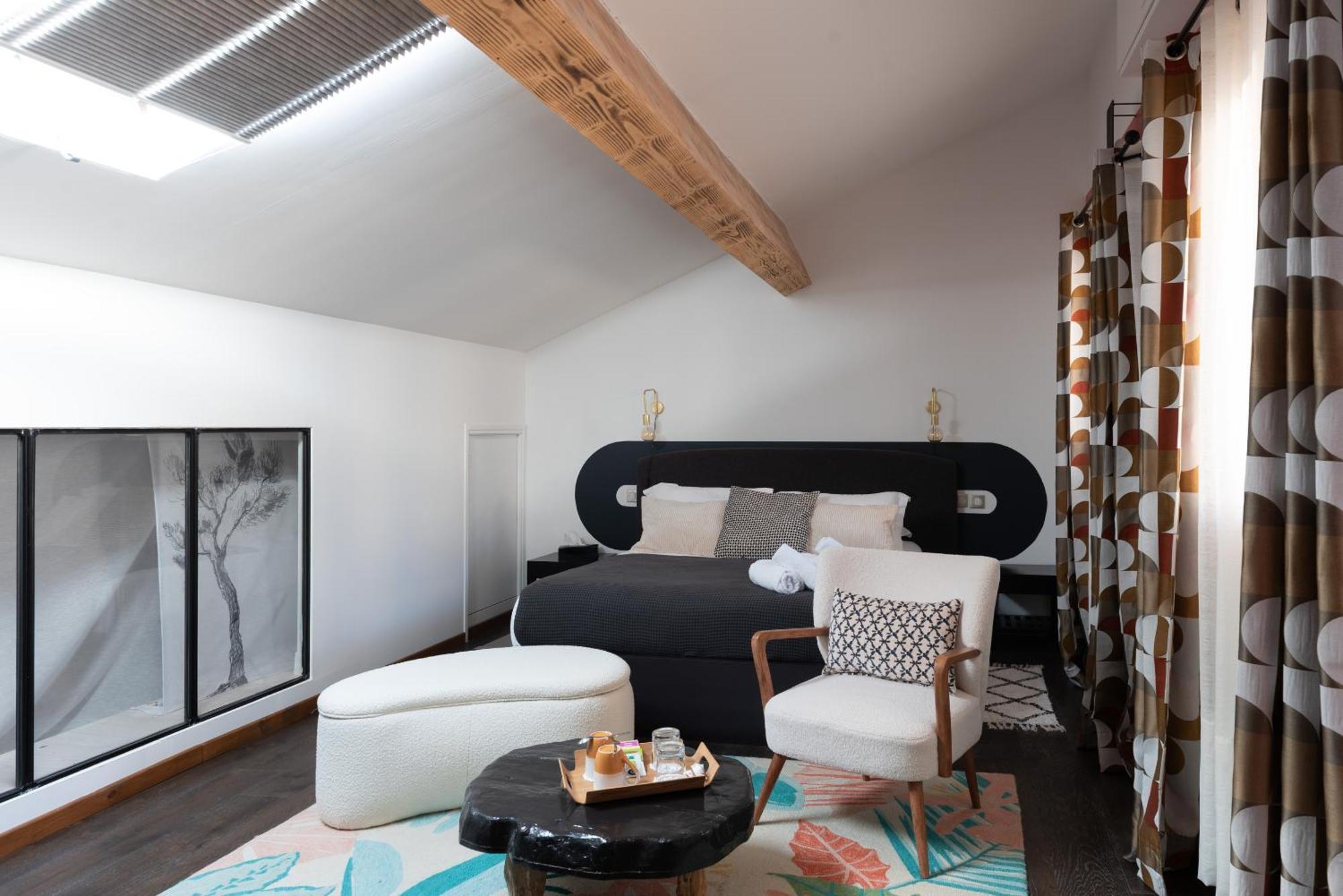 La Maison D'En Bas Des Seigneurs 屈屈龙 客房 照片