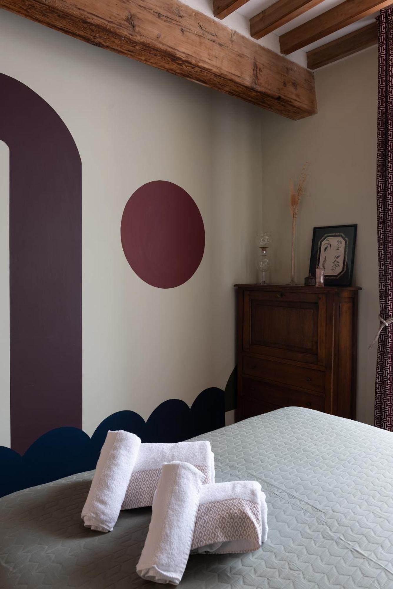 La Maison D'En Bas Des Seigneurs 屈屈龙 客房 照片